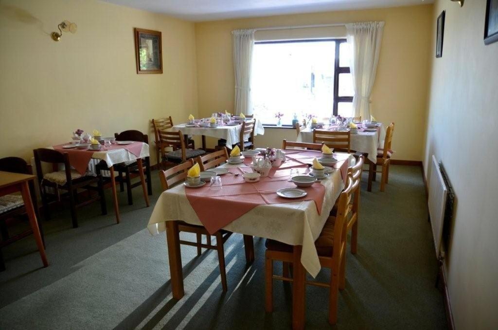 Decourcey'S Hazelbrook Farmhouse B&B Cleggan Eksteriør bilde