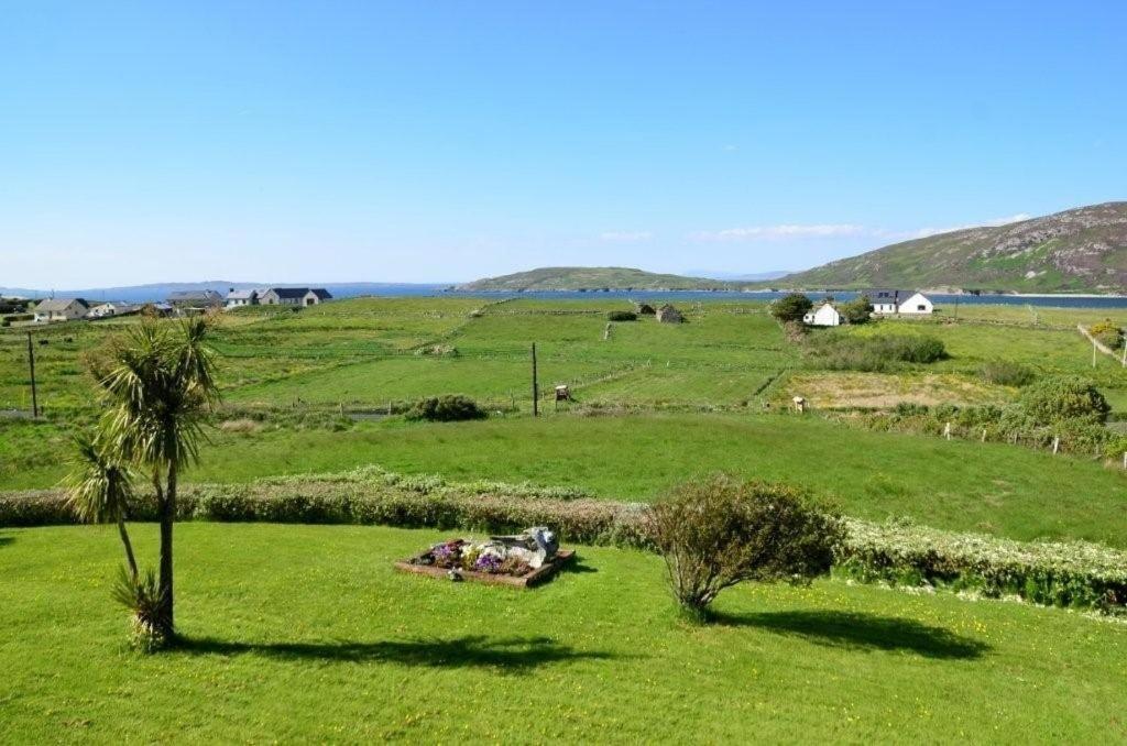 Decourcey'S Hazelbrook Farmhouse B&B Cleggan Eksteriør bilde